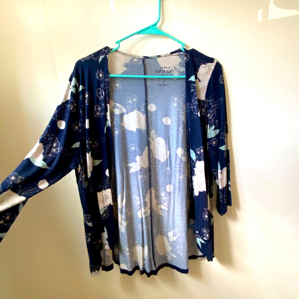 Torrid Blue & White Flower Printed Cardigan